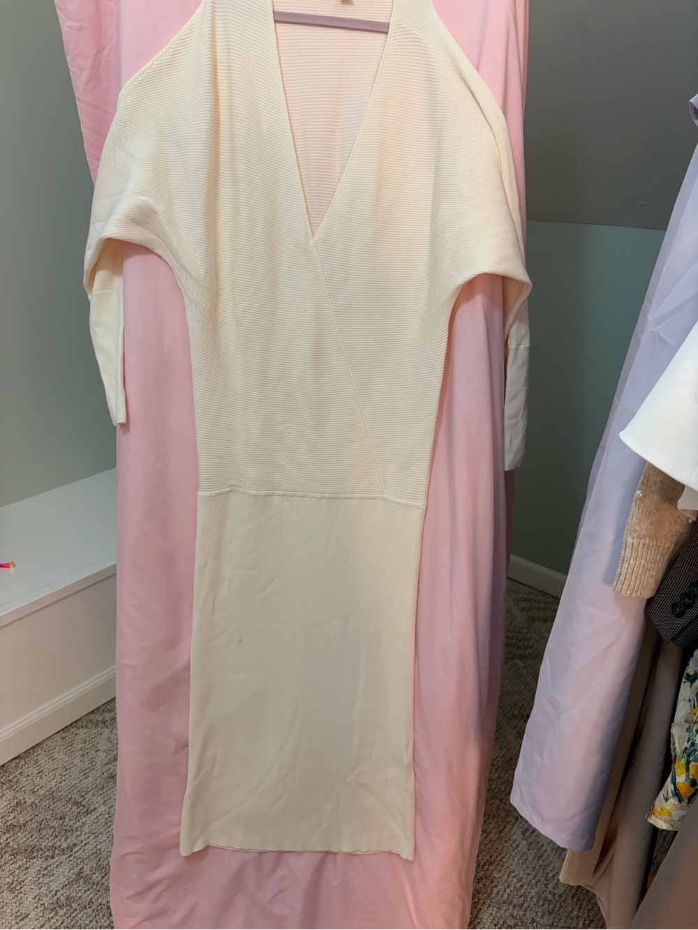 Banana Republic Ribbed Women’s Cream V-Neck Midi Dress size S